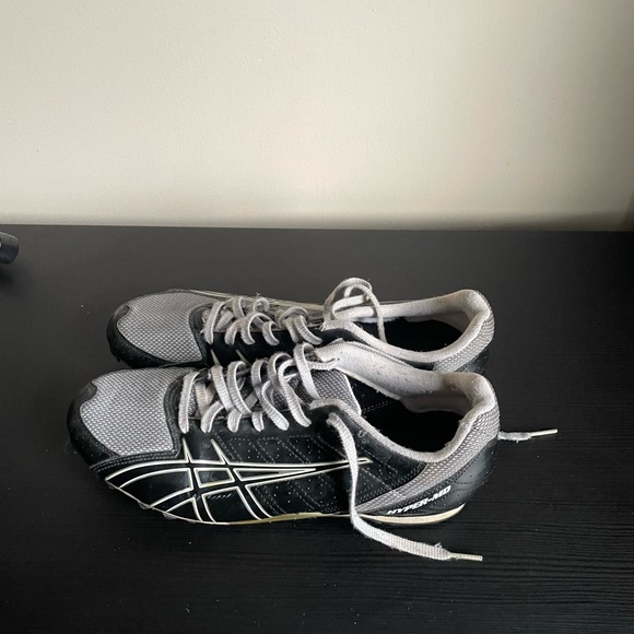 Mens Asics Hyper Mid Track Spike Shoes - Picture 3 of 7